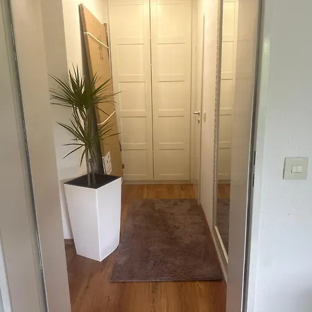 Helle Mit Balkon 5 Minuten Zum Pool 60q ,otopark ,netflix