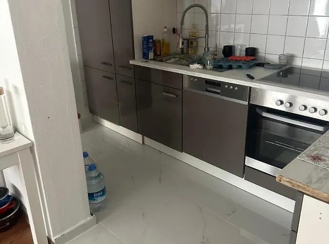 Helle Mit Balkon 5 Minuten Zum Pool 60q ,otopark ,netflix *