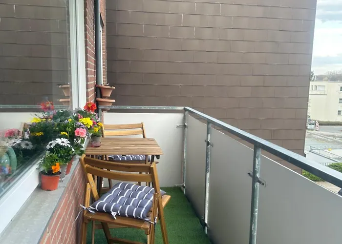 Helle Mit Balkon 5 Minuten Zum Pool 60q ,otopark ,netflix Bielefeld