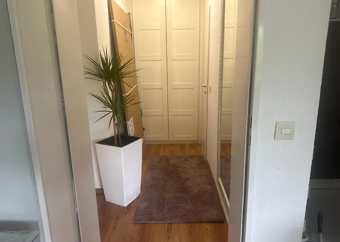 Helle Mit Balkon 5 Minuten Zum Pool 60q ,otopark ,netflix